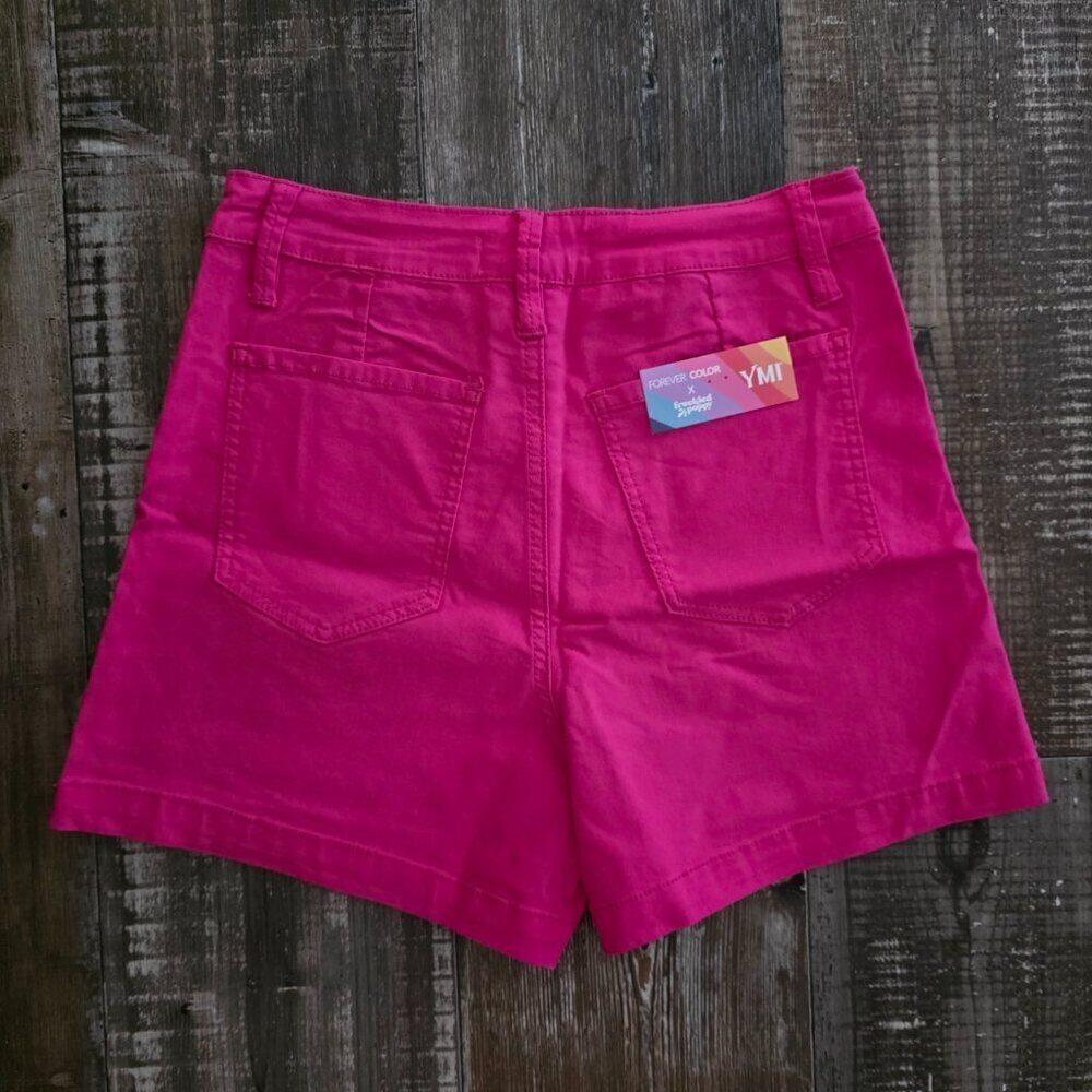 YMI Forever Color Woman's Shorts Poppy Pink NWT Medium - Picture 2 of 7